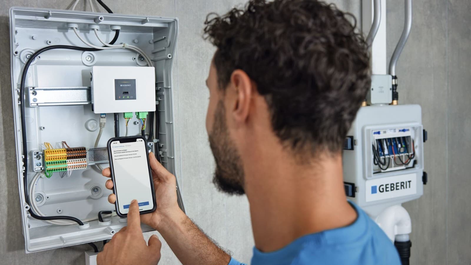 The sensor data is retrieved from the Geberit Gateway via the Geberit Control app The sensor data is retrieved from the Geberit Gateway via the Geberit Control app